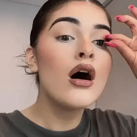 Effortless Beauty That Empowers Your Confidence